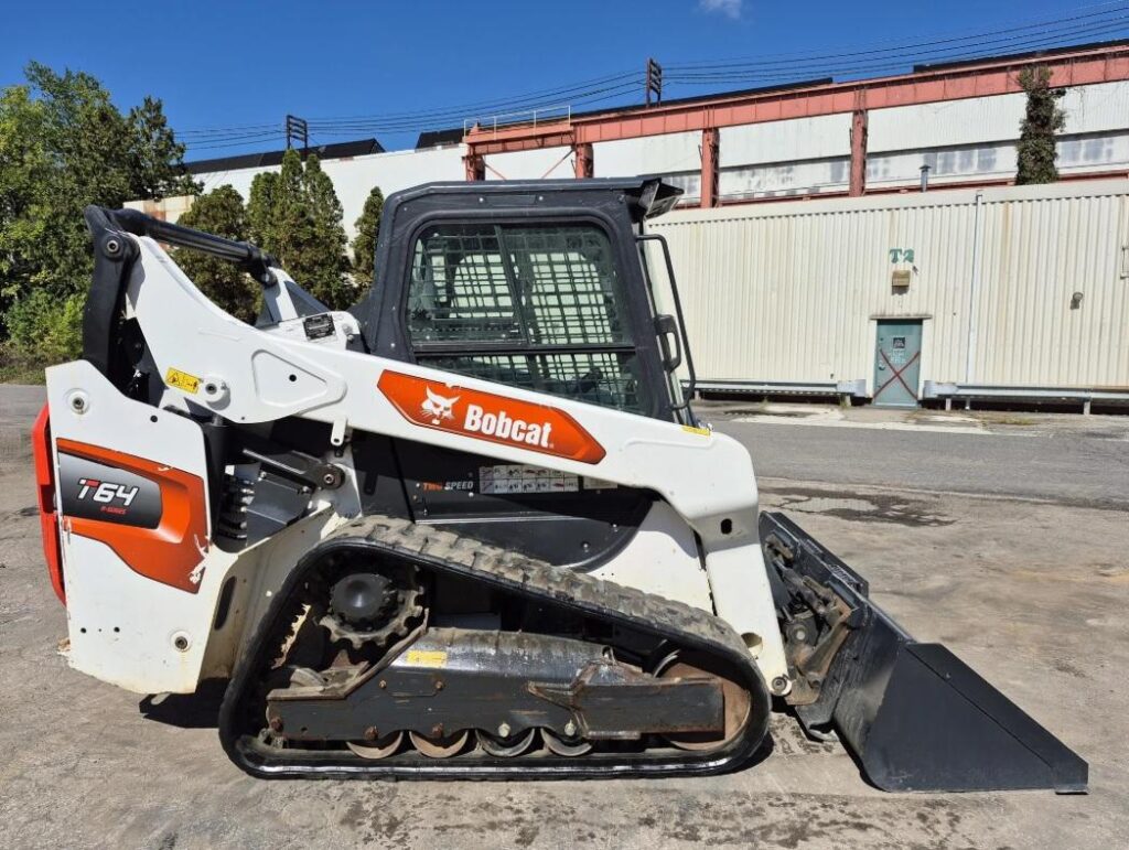 2023 Bobcat T64 Compact Track Loader